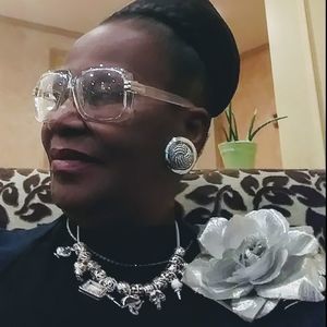 Meet your Posher, Geraldine